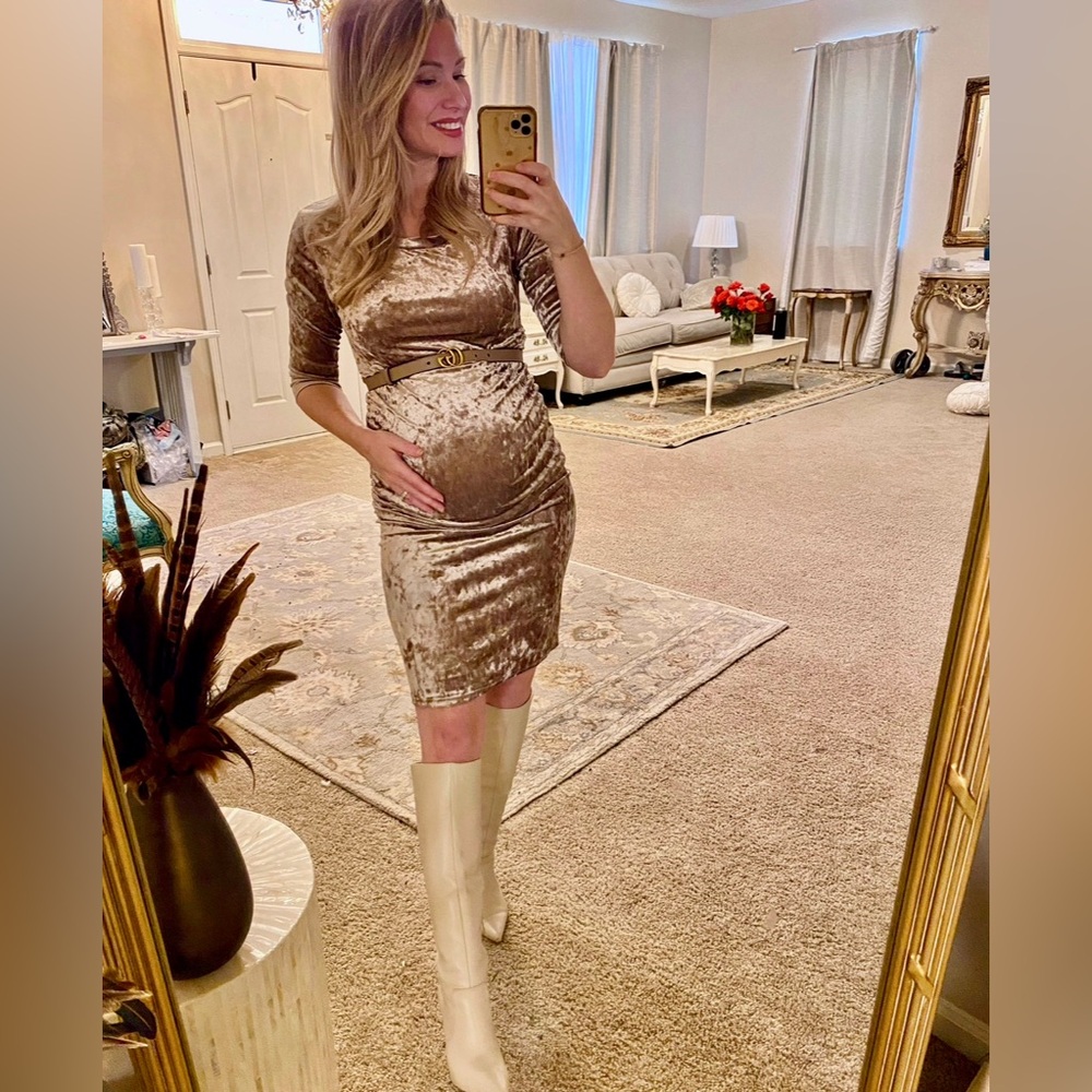 Gorgeous Velvet Maternity dress (Small)